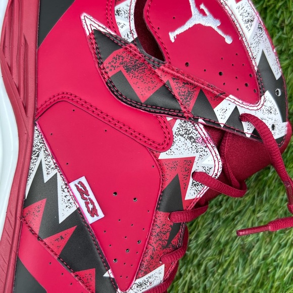 DV7324-661 13 Jordan 7 Force Savage Oklahoma Sooners PE Football Cleats
NO BOX - Picture 9 of 11